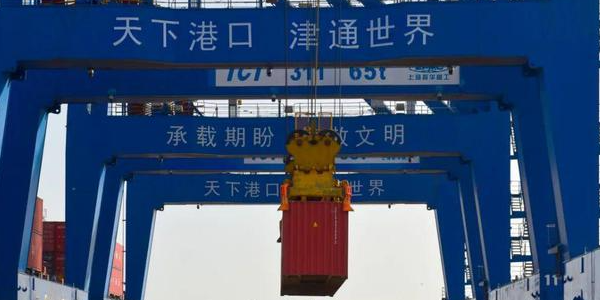 海南到天津外內貿同船運輸新航線